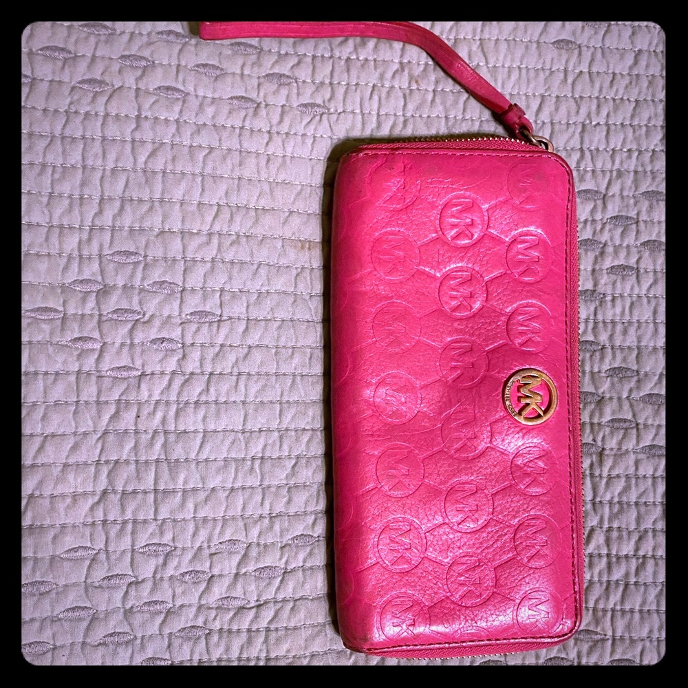 Michael Kors Wristlet